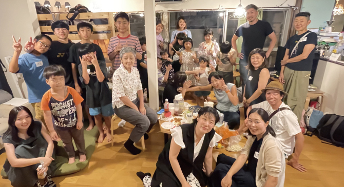 地域をわが家に「ご近所ごはん会」