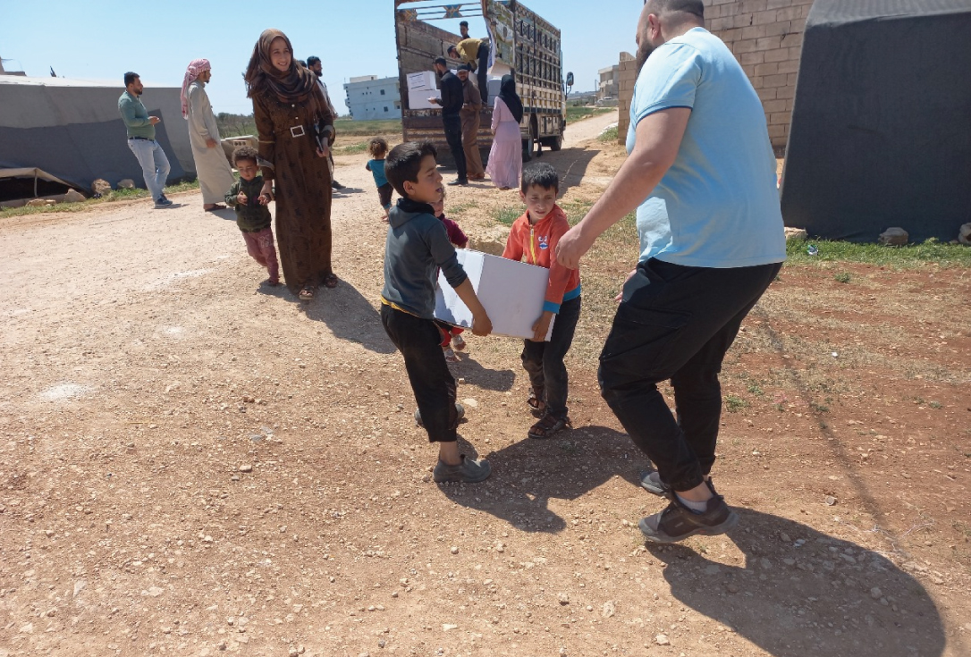 共に助け合い、支え合う世界へ